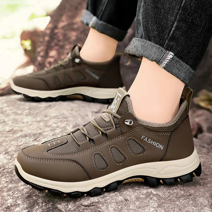 Men Soft Hiking Shoes