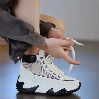 Woman Footwear High on Platform Sports